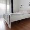 Dobó Apartman