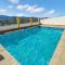 Beautiful Home In Almchar With Wifi, Private Swimming Pool And 6 Bedrooms - Almáchar