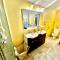 Holiday house in the city-center of Antibes with a private pool