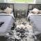 JstLikeHome - Serenity Suites & Guesthouse