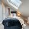 Spacious Nottingham Abode - Sleeps 16 - Nottingham