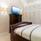 Choose To Be Happy at The Palms, Richmond Estates - Three Bedrooms with Pool - Banks