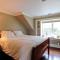 Sunny Ridge Estate 8BR, Heated Pool, Gas BBQ PoshPadsCT - Washington