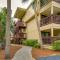 Walk to Beach Hilton Head Getaway with Balcony! - 希尔顿黑德岛