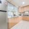 Cyberjaya-Cozy Muji Family Condo,15pax,Netflix - Pučong
