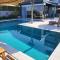 Stergiou Luxury Apartments with shared pool - 阿纳维索斯