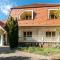 Global Apartmanház