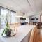 3 Bedroom Beautiful Home In Fårvang