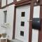 einfache Monteurswohnung am Ederseeradweg mit 2 Schlafzimmern, Terrasse, Parkplatz - Wohnung 1