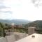 ZenTerra Country house with prive swimming pool and view - Matésion