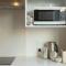 Entire Studio - Rodman 18 - newly furnished