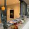 Modern Beach Villa 150m from the Atlantic surf