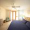 Stunning Hillside Villa, Limegrove St James