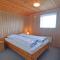 5 Bedroom Stunning Home In ster Assels - Ljørslev