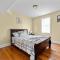 555-2 New! Entire Apartment - Built for Comfort & Space - 昆西