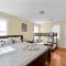 555-2 6BR Quincy - Spacious Apt near Perry Beach