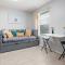 Stylish Furnished 2Bd 2Ba Apartment with Wifi Close to Shopping and Entertainment in McAllen Month to month contract on long term stays - إدنبرة