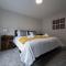 3 bedroom Cannock flat ideal for groups