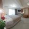 Wide Blue Luxury Boutique Suites