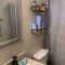 Cozy 3 Bed 2 Bath Apartment, Near Shopping Plazas, Expressway and Free Parking