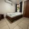 Le Petit Hotel
