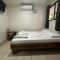 Le Petit Hotel