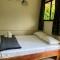 Le Petit Hotel