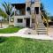 Los Amores Apartments A