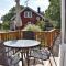 Awesome Home In Löttorp With Kitchen