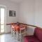 Lovely Apartment In Isola Di Capo Rizzuto With Kitchen