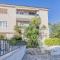 Apartments Pino