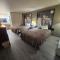 budgetel Inn & Suites
