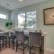 Bellevue Abode Balcony, 13 Mi to Downtown Seattle