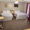 Oswego Inn - Oswego