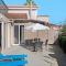 Pool Side Paradise Zante Suite - Лаганас