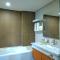Oak Tree Emerald Hotel & Coventions Semarang