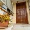 Contemporary 2 bedroom apt 5 min walk from Kissamos center