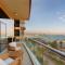 Maison Privee - Splendid Apt on The Palm with Stunning Sea Views - Dubai