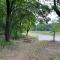 Hobbit Treehouse with waterfall on the Brazos River! 350 acres! Tubing! Petting zoo! - وذرفورد