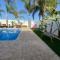 Villa Angel - Exotic Villa 200m From Beach