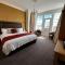 Queenswood Hotel
