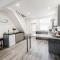 Liverpool Harrow Road Sleeps 6- Infinity Apartment