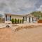 Utah Retreat - Hot Tub, Deck and Near National Parks