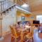 Lakefront Columbia Cabin with Porch and Shared Dock - كولومبيا