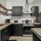 The Goodman: Front Street Flats
