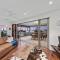 Penthouse - Scarborough beach break holidays
