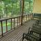 Resort Home on half a Wooded Acres Sleeps up to 14 Firepit for Smores - هوت سبرنغز
