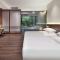 Riverside Wing Hotel Guilin