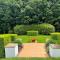 Grounds of Robertson. Stylish and Exclusive.
