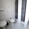 Charming Holiday Home Near The Beach With A Terrace; Parking Available, Pets - 新福卡